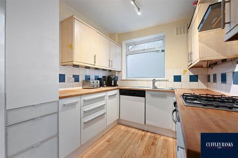 3 bedroom end of terrace house for sale, Jubilee Road, Perivale, Middlesex, UB6