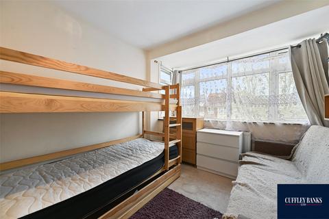 3 bedroom end of terrace house for sale, Jubilee Road, Perivale, Middlesex, UB6