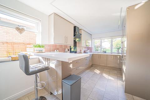 5 bedroom detached house for sale, White House Close, Solihull, B91