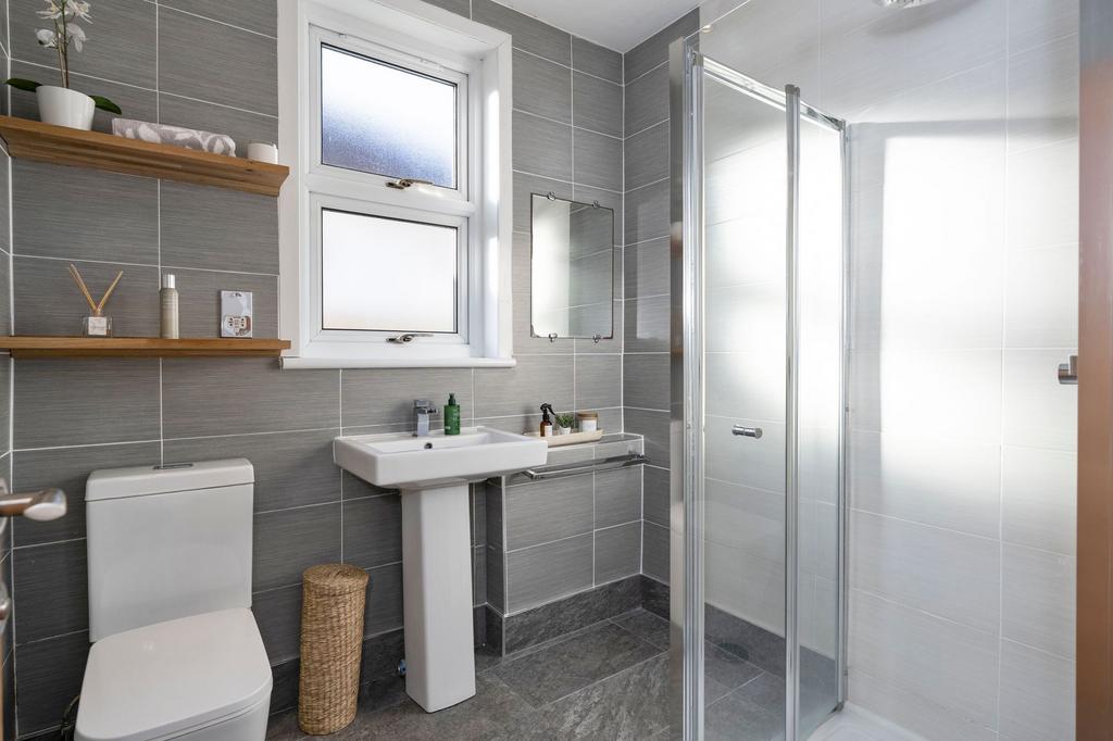 WC/ Shower Room