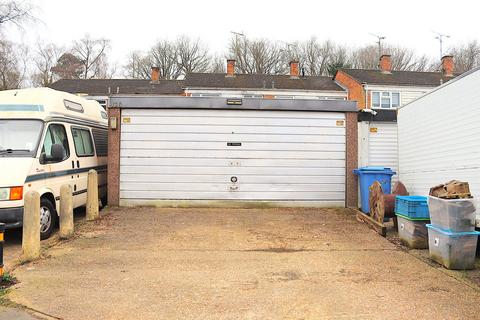 3 bedroom terraced house for sale, Pinewood Park, Farnborough GU14