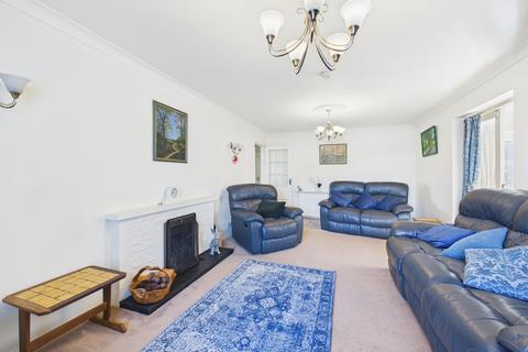 undefined, Battingswood Gardens, Naphill, High Wycombe