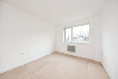 2 bedroom flat for sale, Viaduct Road, Chelmsford