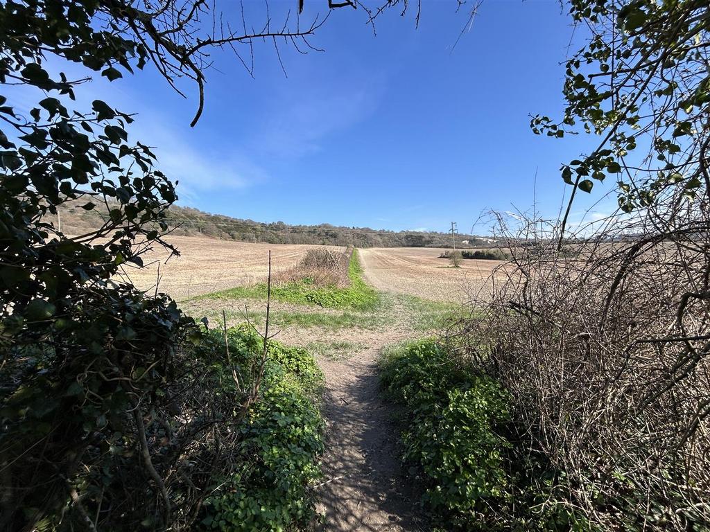 Rochester Road, Burham18.JPG