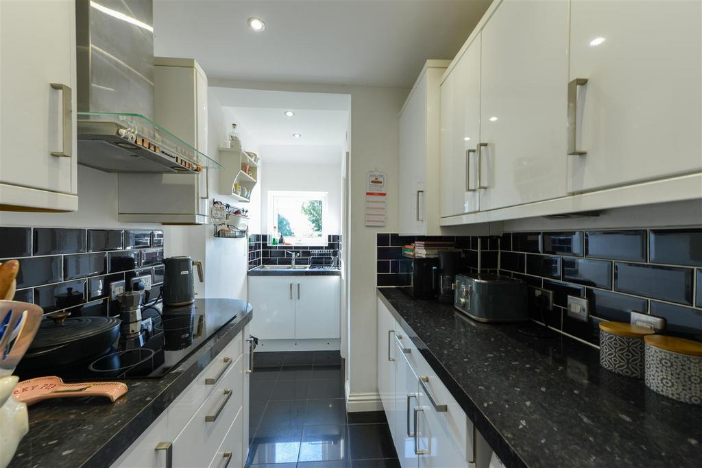 Rochester Road, Burham6.jpg