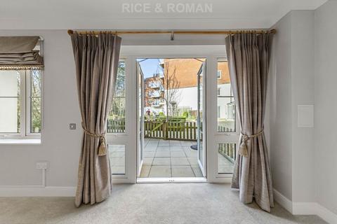 2 bedroom retirement property for sale, Rise Road, Ascot SL5