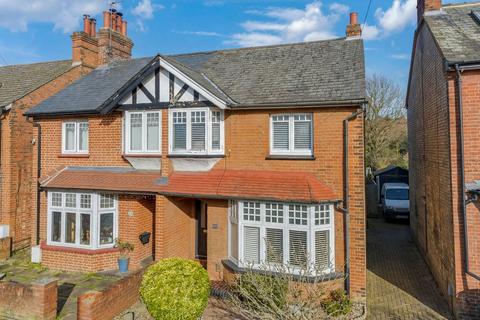 3 bedroom semi-detached house for sale, Stanmore Road, Stevenage SG1
