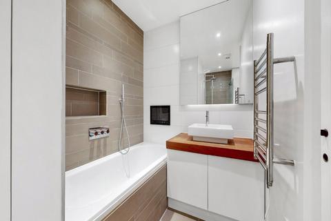 undefined, Kings Mews, WC1N
