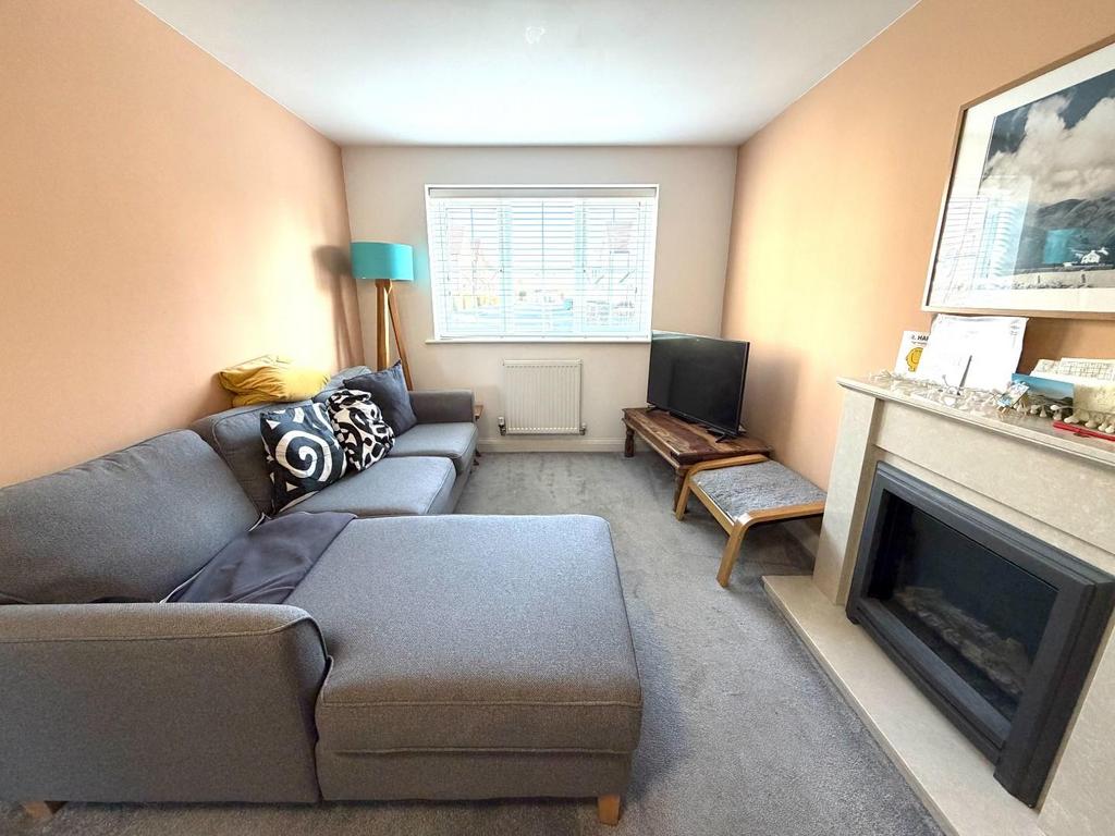 Living Room.JPG