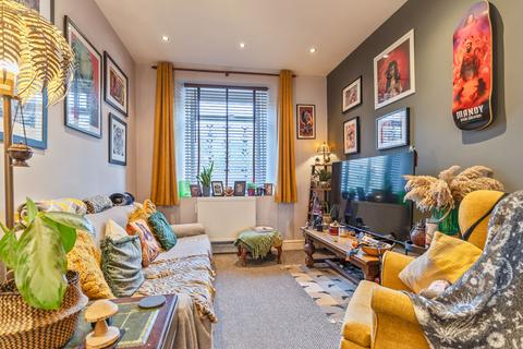 2 bedroom terraced house for sale, Cefn Road, Rogerstone, NP10
