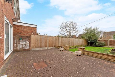 3 bedroom semi-detached house for sale, Arundel Drive, Bedford, MK41 8JF