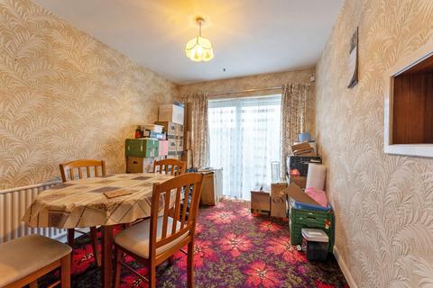 3 bedroom semi-detached house for sale, Arundel Drive, Bedford, MK41 8JF