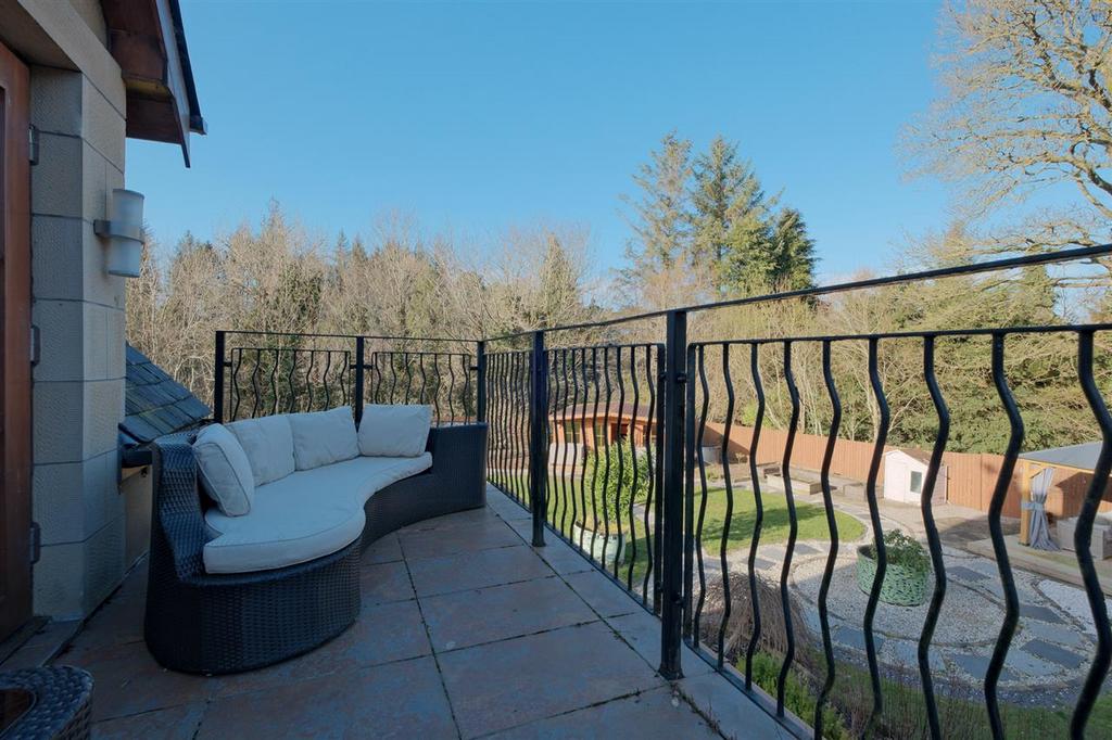 Balcony to Bedroom 1