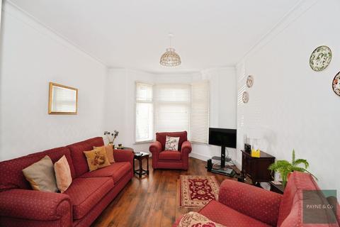 3 bedroom terraced house for sale, Cobham Road, Ilford, IG3