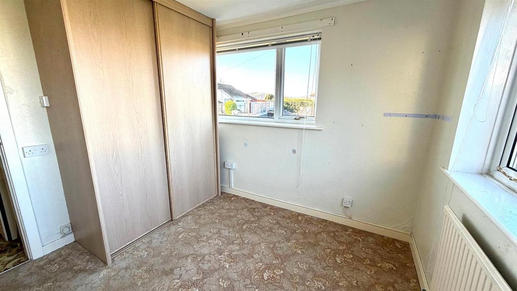 Double aspect bedroom 2