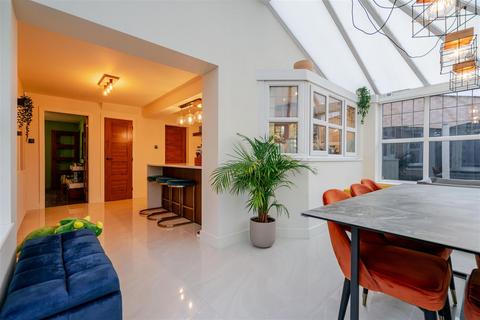 4 bedroom detached house for sale, Woodshaw Grove, Worsley, Manchester