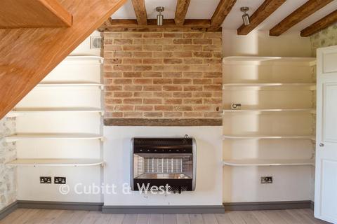 3 bedroom detached house for sale, Nutfield Marsh Road, Nutfield, Redhill, Surrey