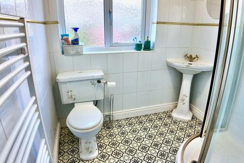 2 bedroom semi-detached house for sale, Highfield Crescent, Pontllanfraith, NP12