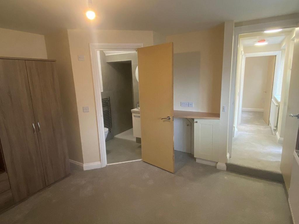 Bedroom 2.jpeg