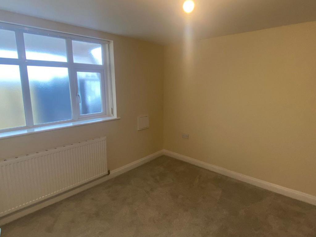 Bedroom 2 2.jpeg