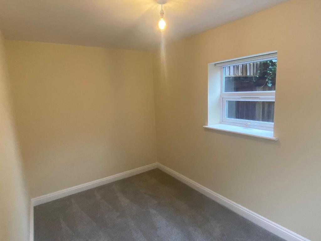 Bedroom 1.jpeg