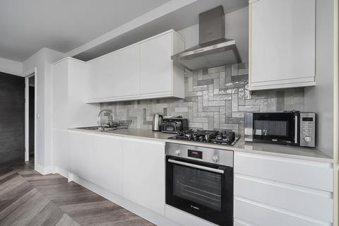 undefined, Rotherhithe Old Road, Surrey Quays, SE16