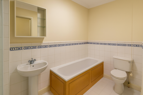 1 bedroom flat to rent, Caronia Court, Surrey Quays, London