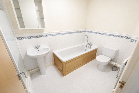 1 bedroom flat to rent, Caronia Court, Surrey Quays, London