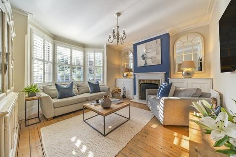 2 bedroom terraced house for sale, Burntwood Lane, Earlsfield, London, SW17