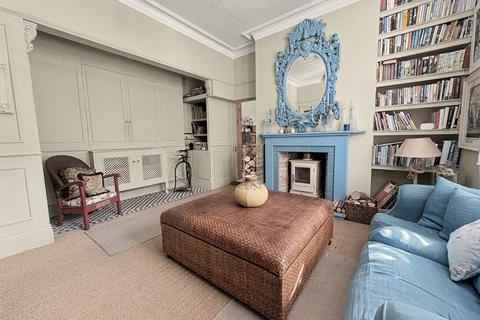 5 bedroom detached house for sale, Southbourne