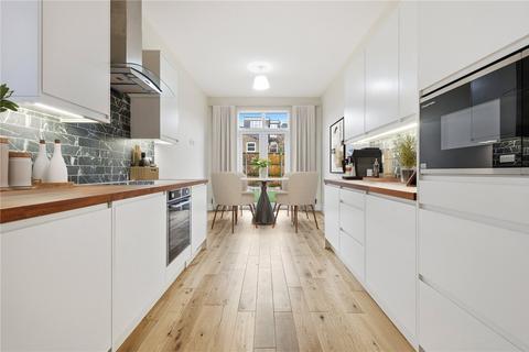 3 bedroom terraced house for sale, Harringay Road, London, N15