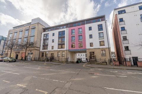 2 bedroom flat to rent, McDonald Road, Leith, Edinburgh, EH7