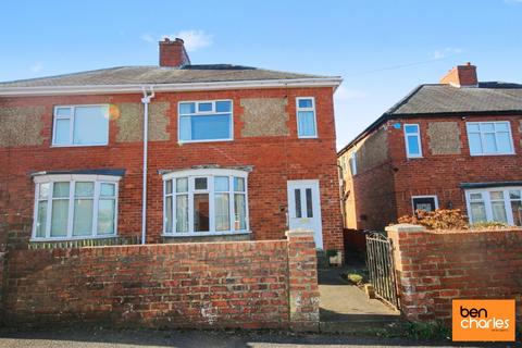 3 bedroom semi-detached house for sale, Long Acres, Gilesgate, DH1