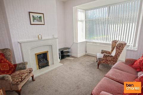 3 bedroom semi-detached house for sale, Long Acres, Gilesgate, DH1