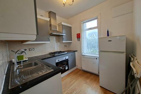 1 bedroom apartment to rent, Walpole Road, London, N17