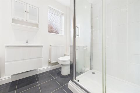 2 bedroom bungalow for sale, Clouston Road, Farnborough, Hapshire, GU14