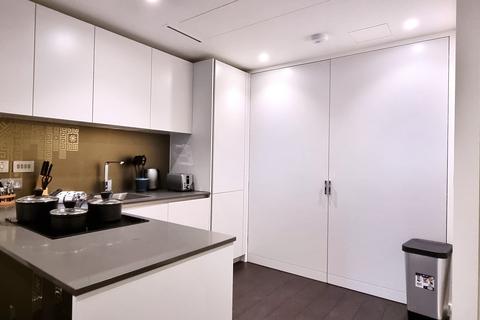 1 bedroom apartment to rent, Bondway, London SW8