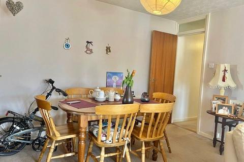 1 bedroom apartment to rent, Holland House, Gosport, PO12