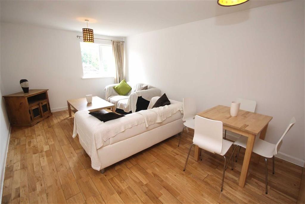 Woodley Court, Waterhall Road, Cardiff 2 bed apartment £185,000