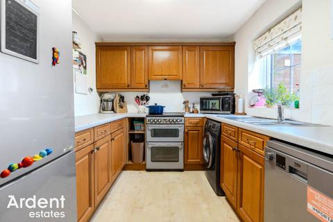 3 bedroom semi-detached house for sale, Randolph Close, Maldon