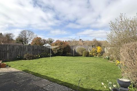 3 bedroom detached bungalow for sale, Ilex Close, Sonning Common, South Oxfordshire