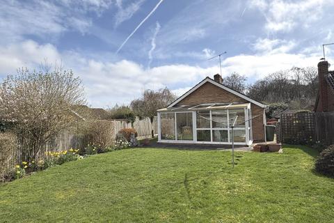 3 bedroom detached bungalow for sale, Ilex Close, Sonning Common, South Oxfordshire