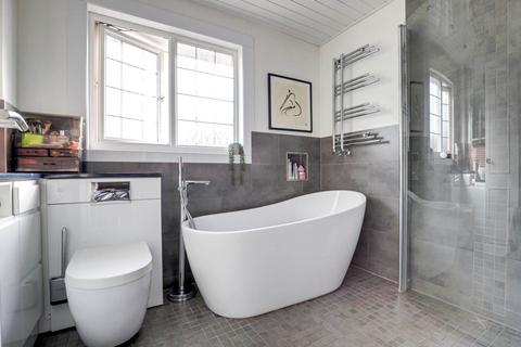 3 bedroom detached house for sale, Bensgrove Close, Woodcote, South Oxfordshire
