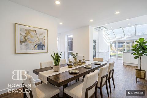undefined, The Meadway, Loughton, IG10