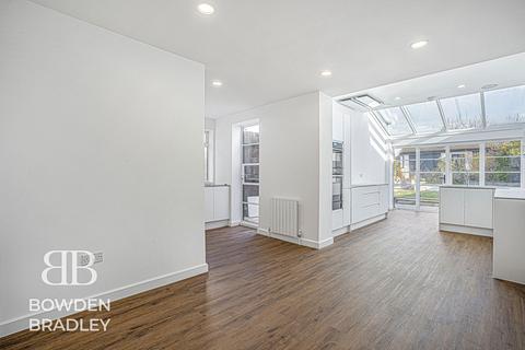 undefined, The Meadway, Loughton, IG10