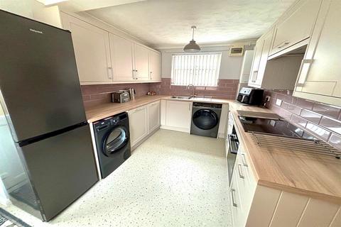 4 bedroom house for sale, Harrison's Drive, Sprowston, Norwich, NR7