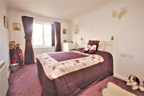 1 bedroom retirement property for sale, Pondsyde Court, Seaford