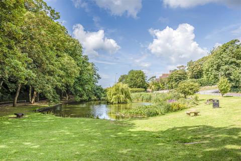 1 bedroom retirement property for sale, Pondsyde Court, Seaford