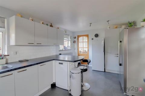 3 bedroom detached bungalow for sale, Grassington Drive, Sheffield, S12