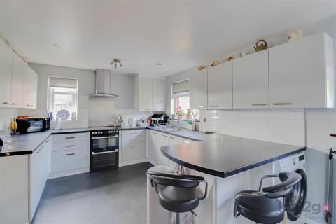 3 bedroom detached bungalow for sale, Grassington Drive, Sheffield, S12